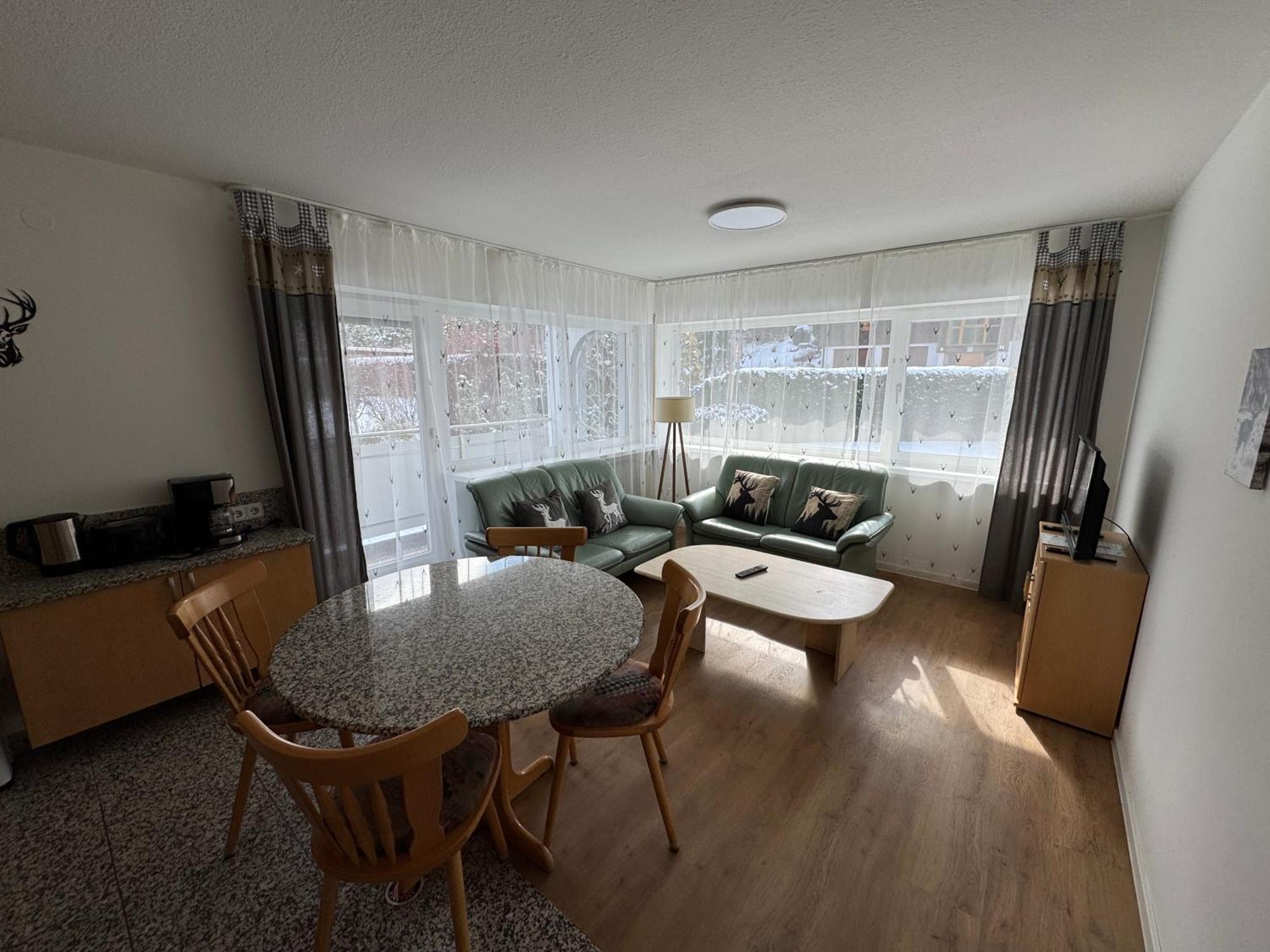 Ferienhaus Frei 4 Compact Hinterzarten Luaran gambar